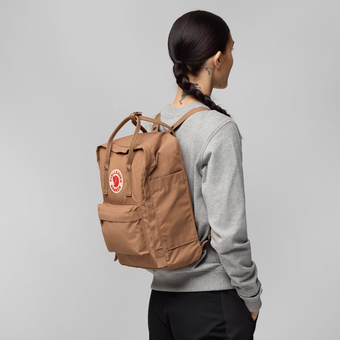 FJÄLLRÄVEN - 瑞典北極狐【狐狸袋】KÅNKEN 16L 背囊 書包 School bag outdoor backpack  23510-424 BLACKBERRY